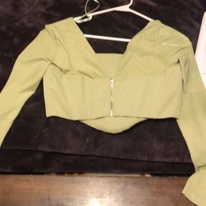 Womens long sleeve shirt has only been worn once in size medium